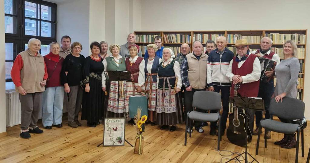 Rudens dienas praskaidrina muzika