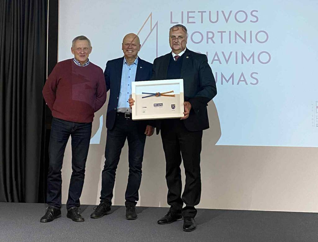 Elektrėnai suvienijo šalies buriuotojus: mieste įvyko didžiausias metų forumas