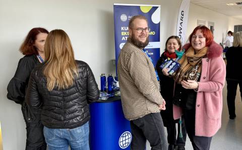 Stiprus regionas – vietinių kūrinys