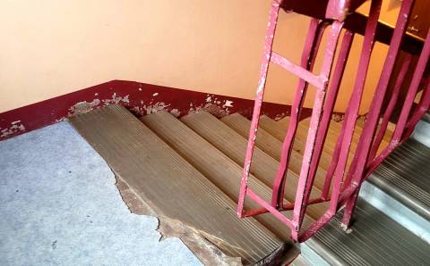 Laiptinių valymo paslaugų pasirinkimas:ką turi žinoti daugiabučių gyventojai