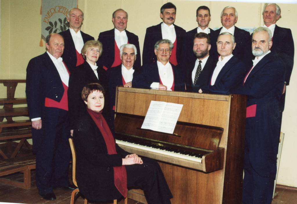 Vyrų liaudies choro „Energetikas “ 1984 m. ataskaita