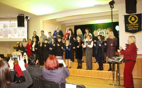 65 metų kelionė laiku: Elektrėnų mokykla švenčia jubiliejų