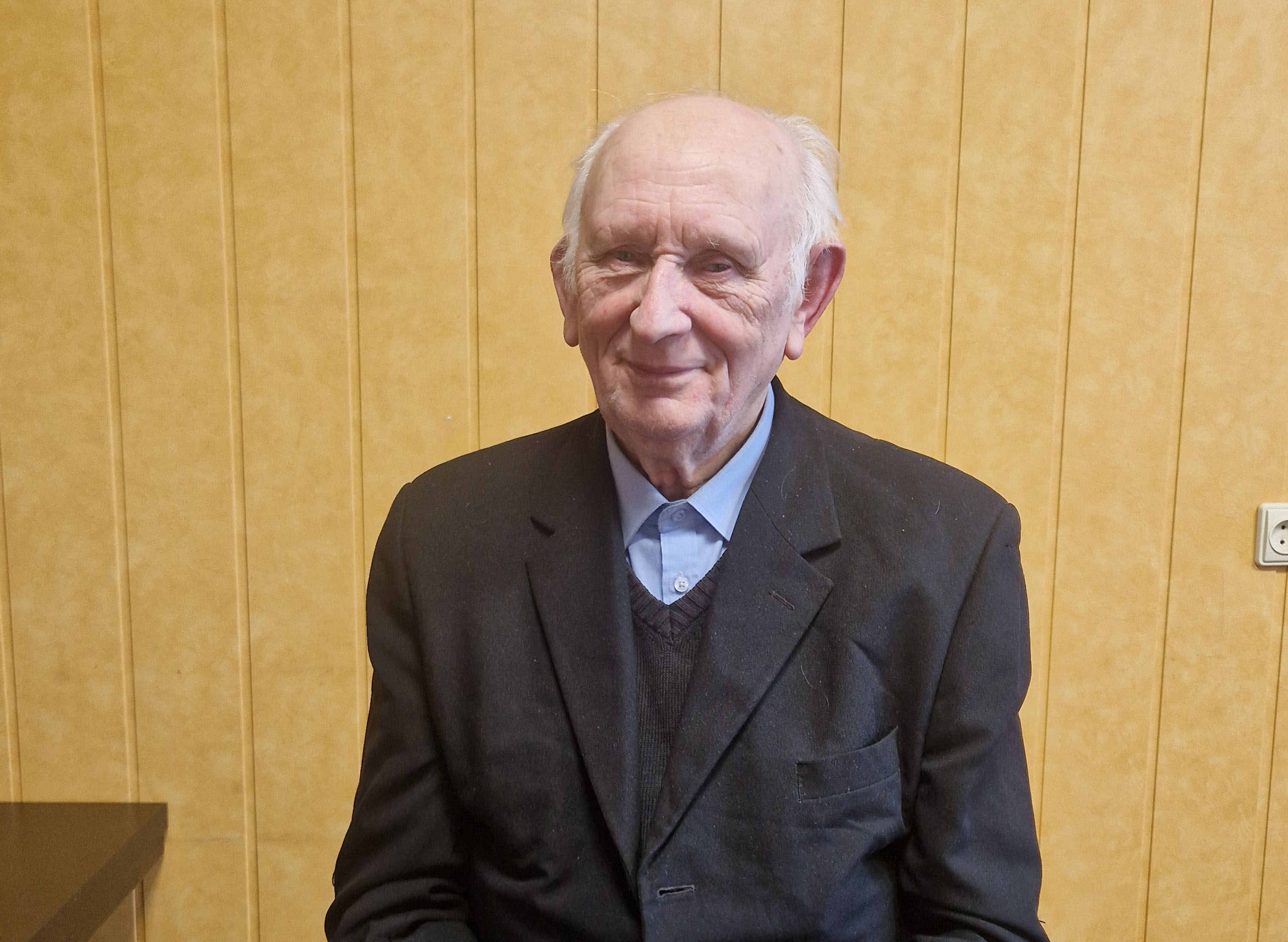 Mokytojo P. Adžgausko gyvenimas kaip Pitagoro teorema – naudingas buvo įvairiose srityse