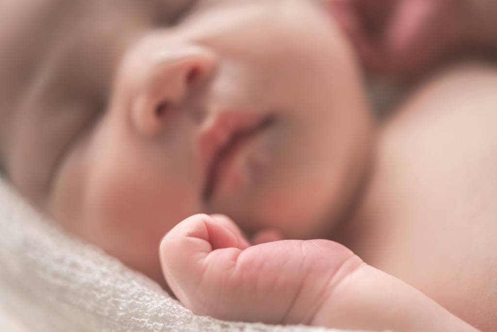 Neišnešiotų naujagimių paramos fondai – kurį pasirinkti?