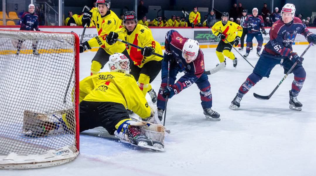 Ledo ritulio varžybose artėja lemiamų kovų metas