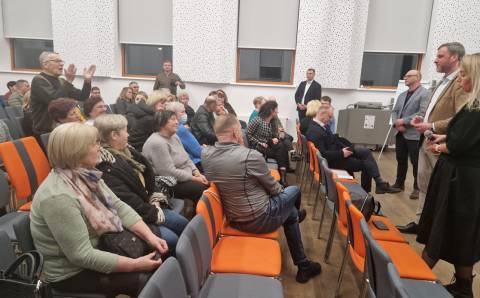 Reakcijos į slaugos skyriaus uždarymą:griauti lengviau, nei statyti