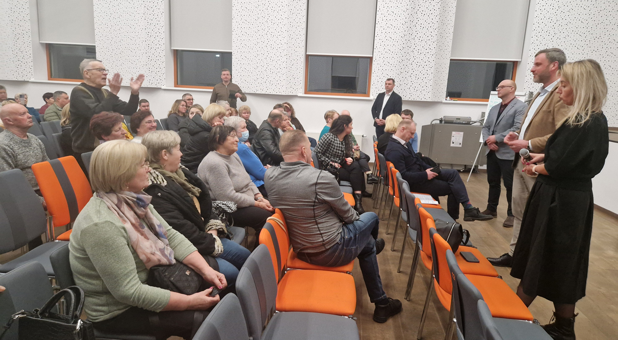 Reakcijos į slaugos skyriaus uždarymą:griauti lengviau, nei statyti