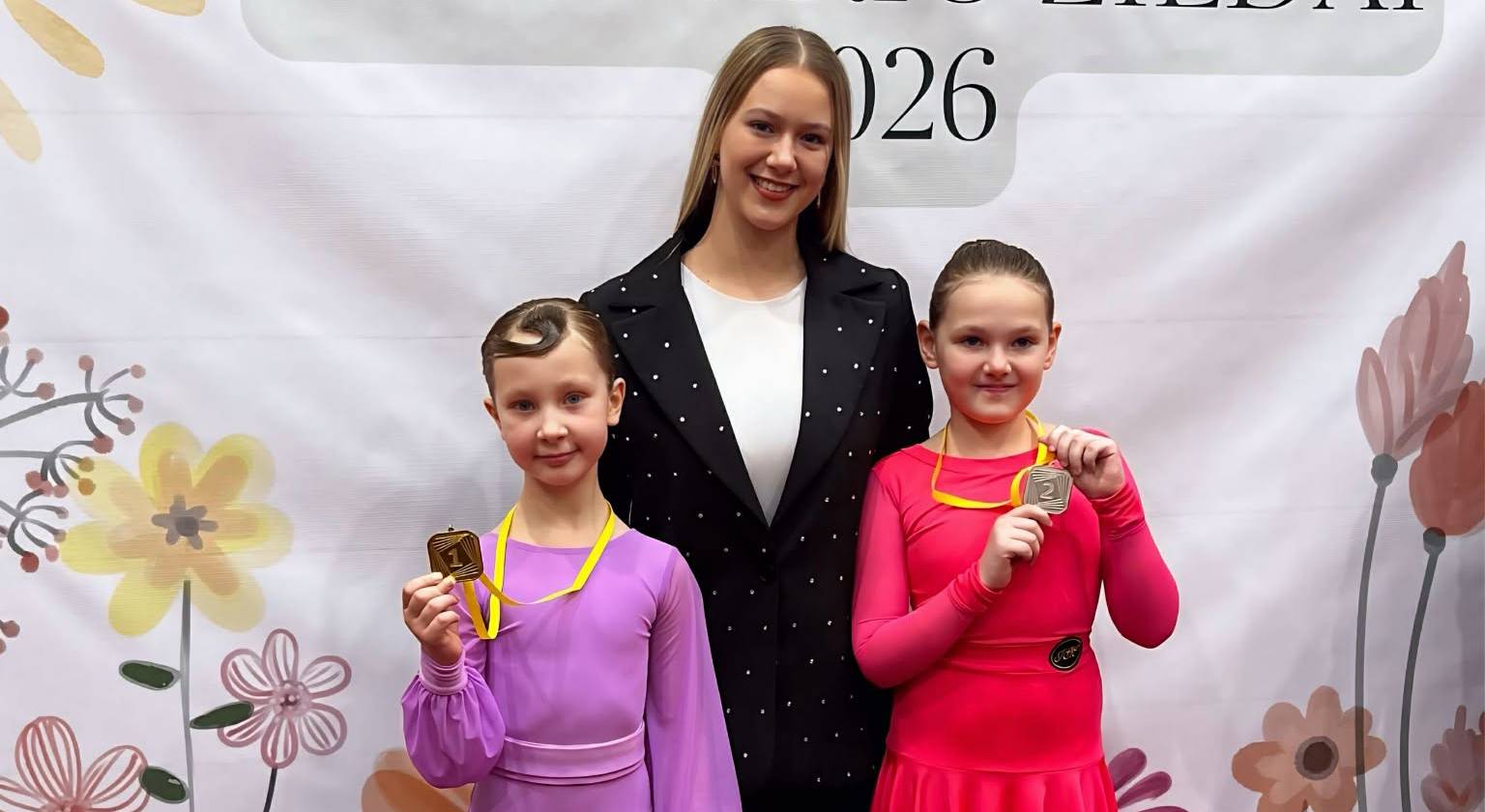 Šokių var­žybos „Pavasario žiedai“