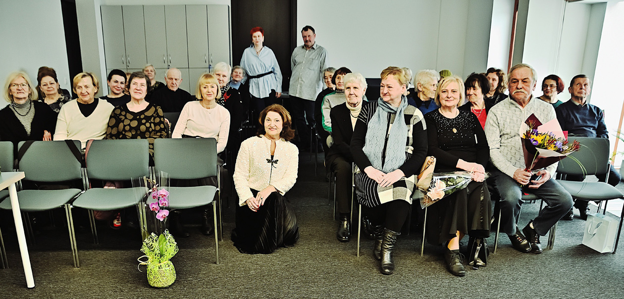 „Bekraštė erdvė“ Vievyje: jautrus ir įkvėpiantis susitikimas su Birute Kanevičiene