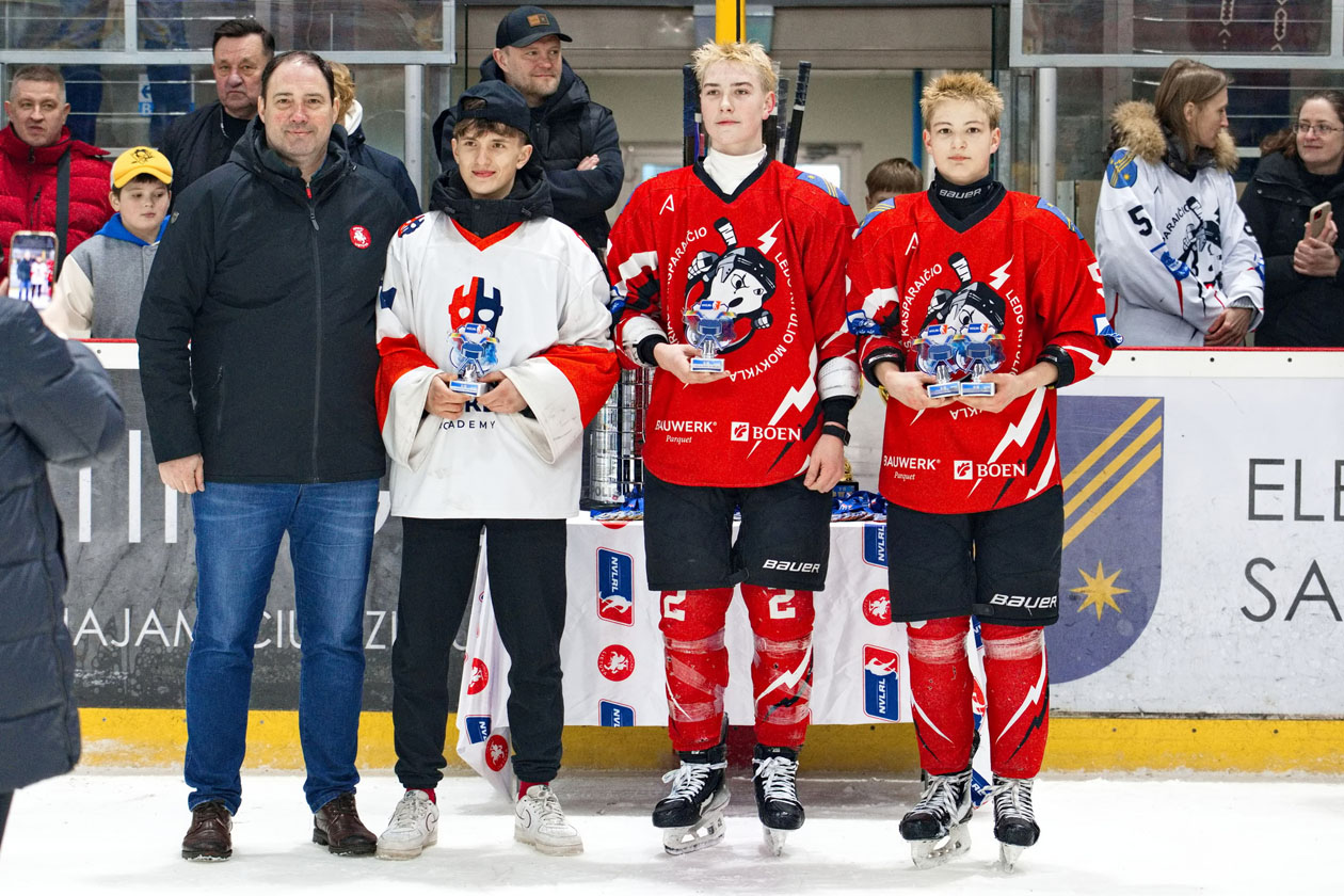 Elektrėniškiai – čempionato nugalėtojai