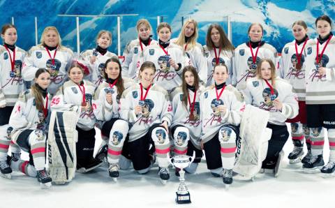 Finišavusio Lietuvos moterų ledo ritulio čempionato dalyvės – Gineso rekordų knygoje