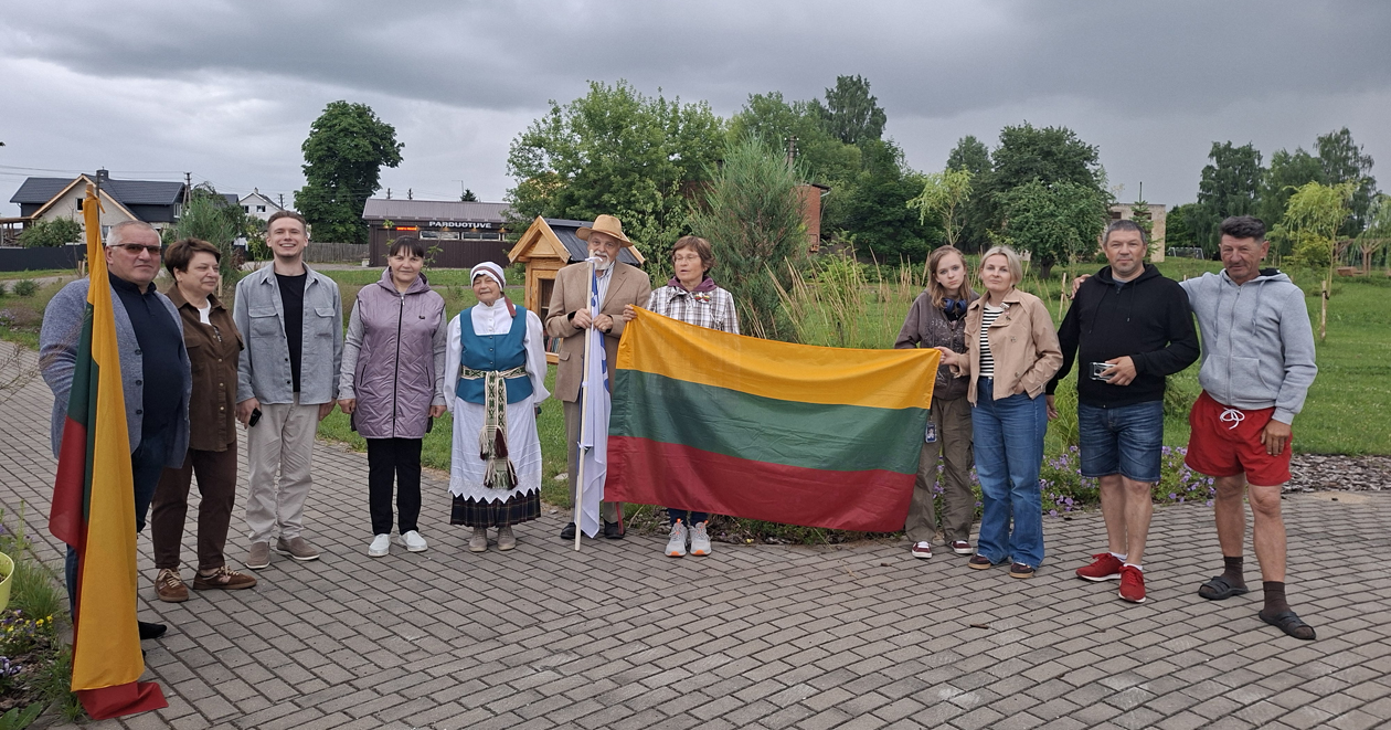 Tautiška giesmė skambėjo Pastrėvyje