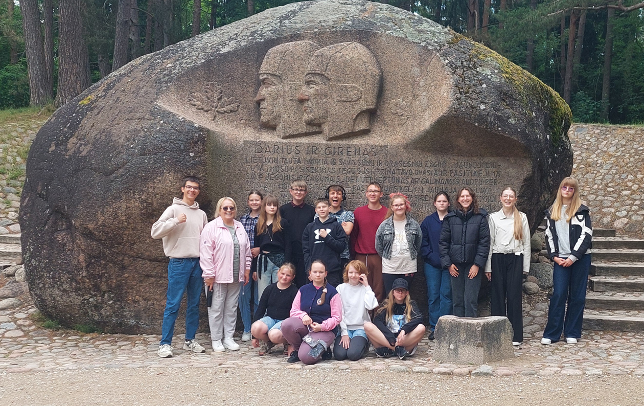 Semeliškių gimnazijos dienos stovykla „Vasaros taku 2026“